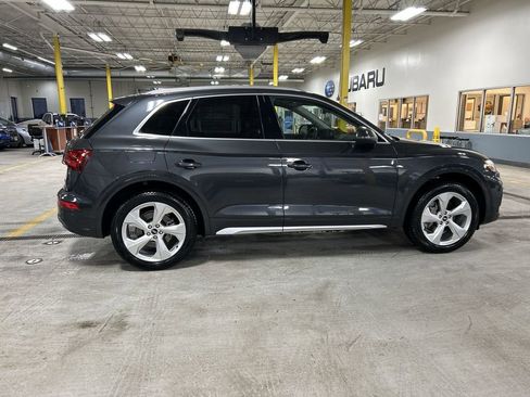 Used 2021 Audi Q5 2.0T Premium Plus w/ Premium Plus Package image 9