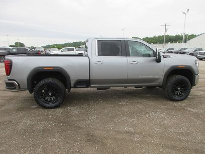 New 2026 GMC Sierra 2500 SLT w/ SLT Convenience Package