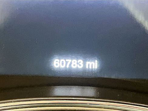 Used 2021 Jeep Grand Cherokee Limited image 12