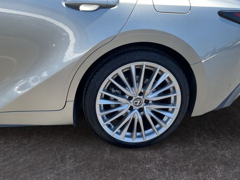 Used 2023 Lexus IS 300 w/ Premium Package RWD image 9