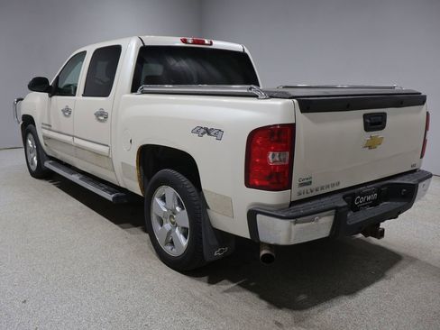 Used 2011 Chevrolet Silverado 1500 LTZ w/ LTZ White Diamond Edition AWD/4WD image 5