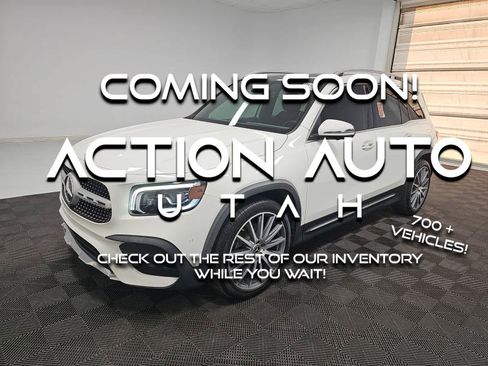 Used 2022 Mercedes-Benz GLB 250 4MATIC image 1