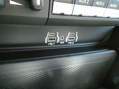 New 2026 RAM 3500 Big Horn AWD/4WD image 21