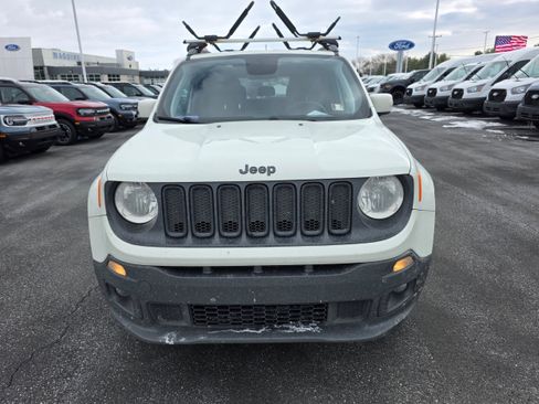 Used 2018 Jeep Renegade Altitude image 4
