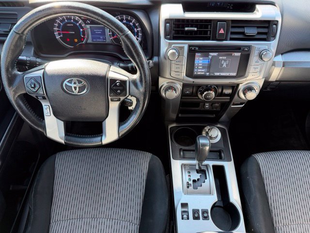 Used 2014 Toyota 4Runner SR5 AWD/4WD image 3