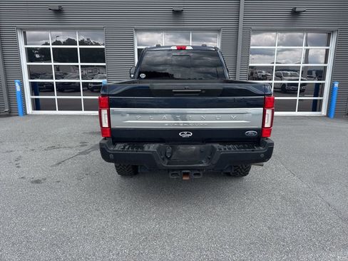 Used 2021 Ford F250 Platinum AWD/4WD image 3