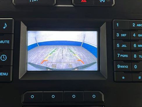 Used 2017 Ford F150 XLT image 13