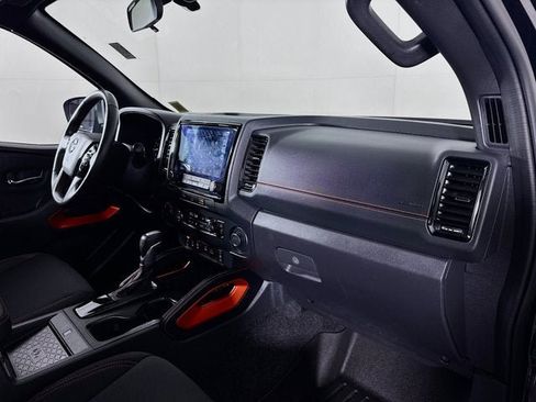 Used 2023 Nissan Frontier PRO-4X w/ Pro Convenience Package AWD/4WD image 25