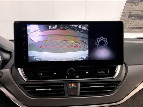 New 2026 Nissan Altima 2.5 SR AWD/4WD image 31
