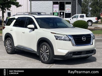 Used 2022 Nissan Pathfinder Platinum w/ Cargo Package