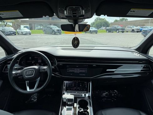 Used 2025 Audi Q7 3.0T Premium Plus AWD/4WD image 17