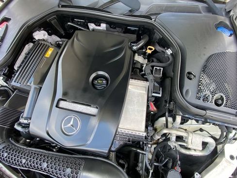 Used 2018 Mercedes-Benz E 300 image 35