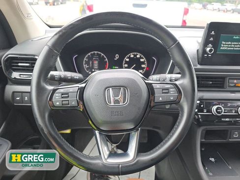 Used 2023 Honda Pilot Touring image 14