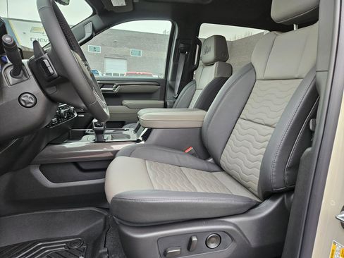 New 2026 Chevrolet Silverado 1500 ZR2 w/ ZR2 Bison Edition image 12