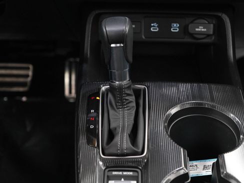 Used 2025 Honda Civic Sport image 17