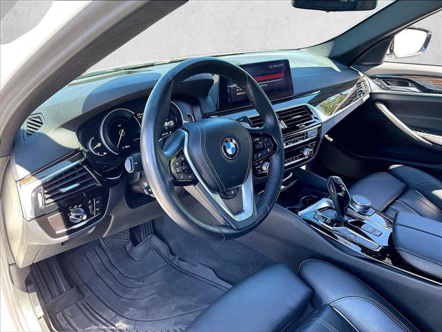 Used 2019 BMW 540i w/ Premium Package RWD image 14