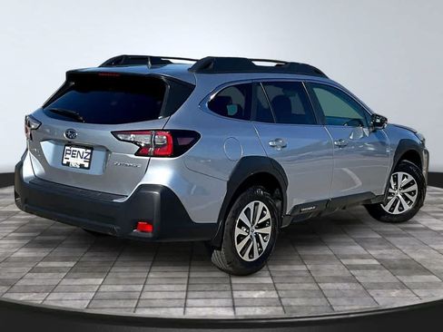 Used 2025 Subaru Outback Premium w/ Popular Package #1A AWD/4WD image 7