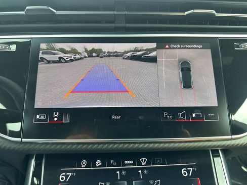 Used 2025 Audi RS Q8 performance image 23
