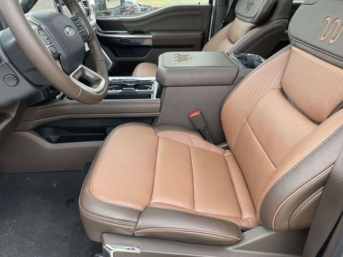 New 2025 Ford F350 King Ranch w/ FX4 Off-Road Package image 37