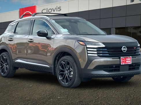 New 2026 Nissan Kicks SR w/ SR Premium Package image 10