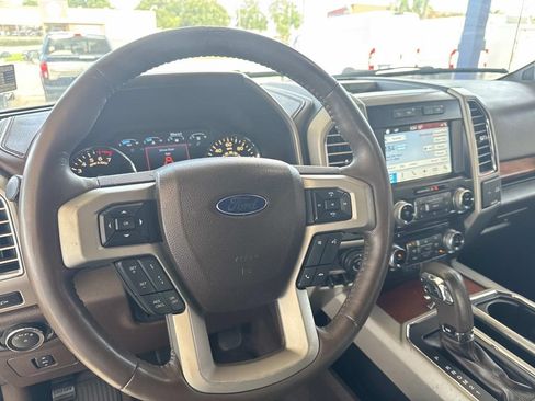 Used 2016 Ford F150 King Ranch w/ Equipment Group 601A Luxury AWD/4WD image 24