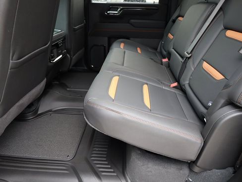 New 2026 GMC Sierra 2500 AT4 image 18