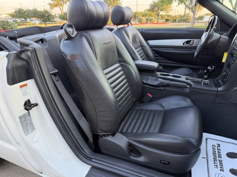 Used 2002 Ford Thunderbird RWD image 19