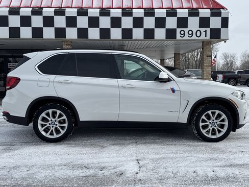 Used 2016 BMW X5 xDrive40e image 12