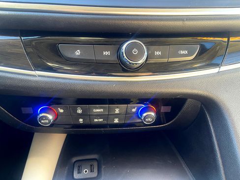 Used 2019 Buick Enclave Essence w/ Trailering Package, 5000 lbs. image 23