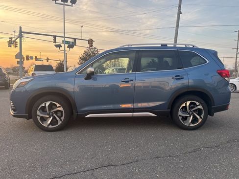 Used 2023 Subaru Forester Touring w/ Popular Package #2 image 5