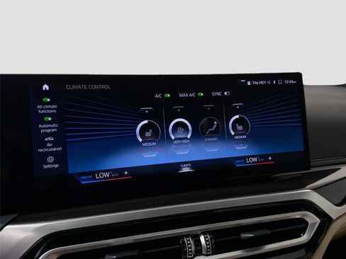 Certified 2024 BMW 330i Sedan w/ Convenience Package RWD image 15