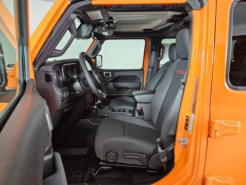 New 2026 Jeep Wrangler Unlimited Rubicon image 18