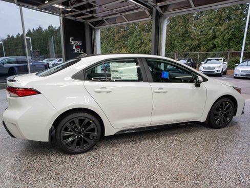 New 2026 Toyota Corolla SE w/ SE Package image 4