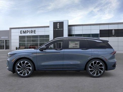 New 2026 Lincoln Nautilus Black Label AWD/4WD image 3