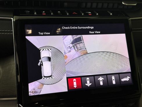 Used 2022 Jeep Grand Cherokee Overland w/ Adv Protech Group III image 22