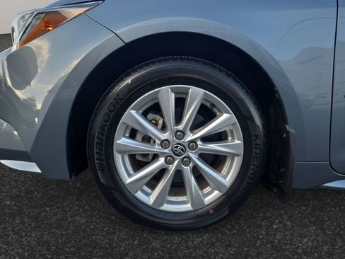 Used 2023 Toyota Corolla LE w/ LE Convenience Package image 4