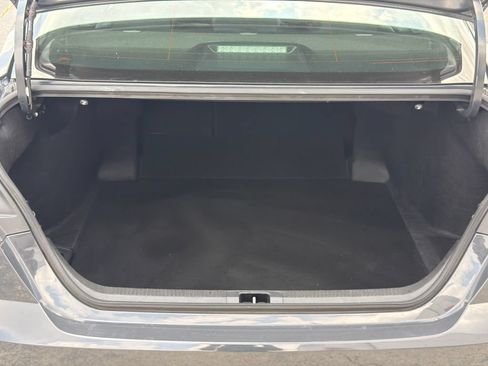 Used 2025 Toyota Camry SE w/ Convenience Package FWD image 18