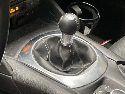 Used 2023 MAZDA MX-5 Miata Grand Touring image 9