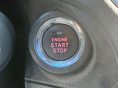 Used 2021 Subaru Forester Touring image 26