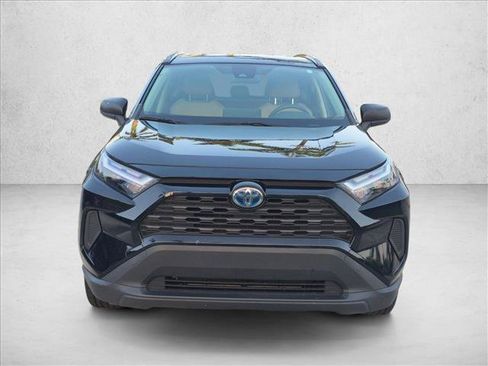 Used 2024 Toyota RAV4 LE AWD/4WD image 2