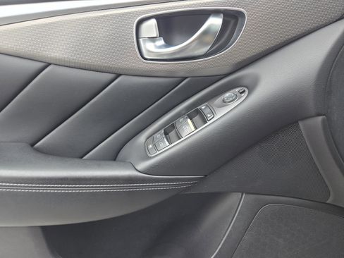 Used 2015 INFINITI Q50 Premium w/ Navigation Package image 24