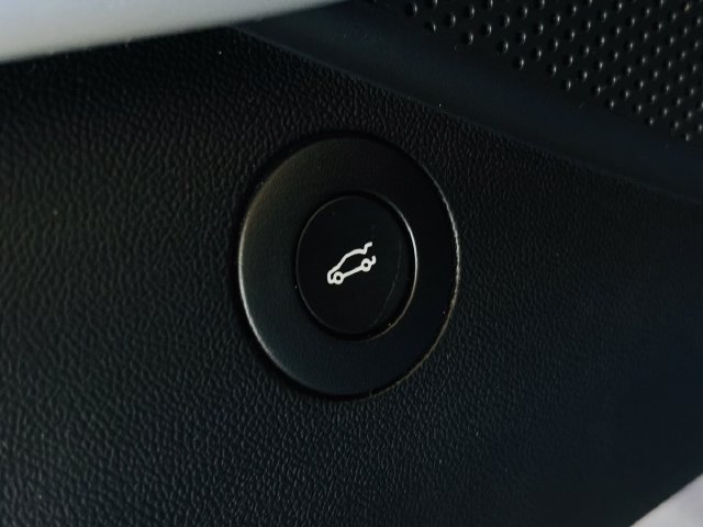 Used 2017 Chevrolet Camaro SS RWD image 38