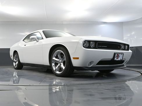 Used 2013 Dodge Challenger R/T image 48
