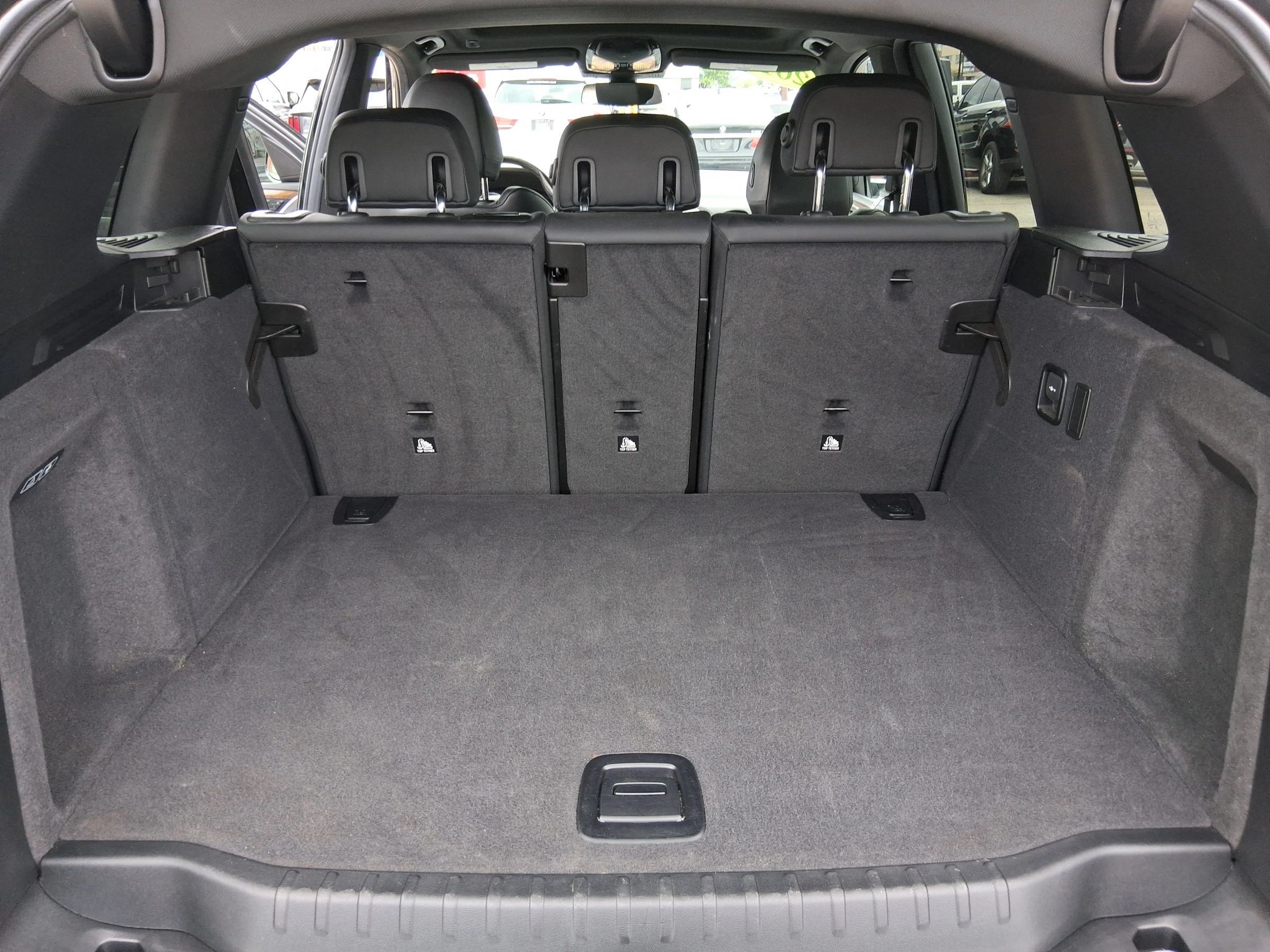 Used 2019 BMW X3 sDrive30i w/ Convenience Package RWD image 9