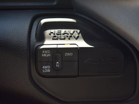 Used 2024 RAM 3500 Big Horn AWD/4WD image 28