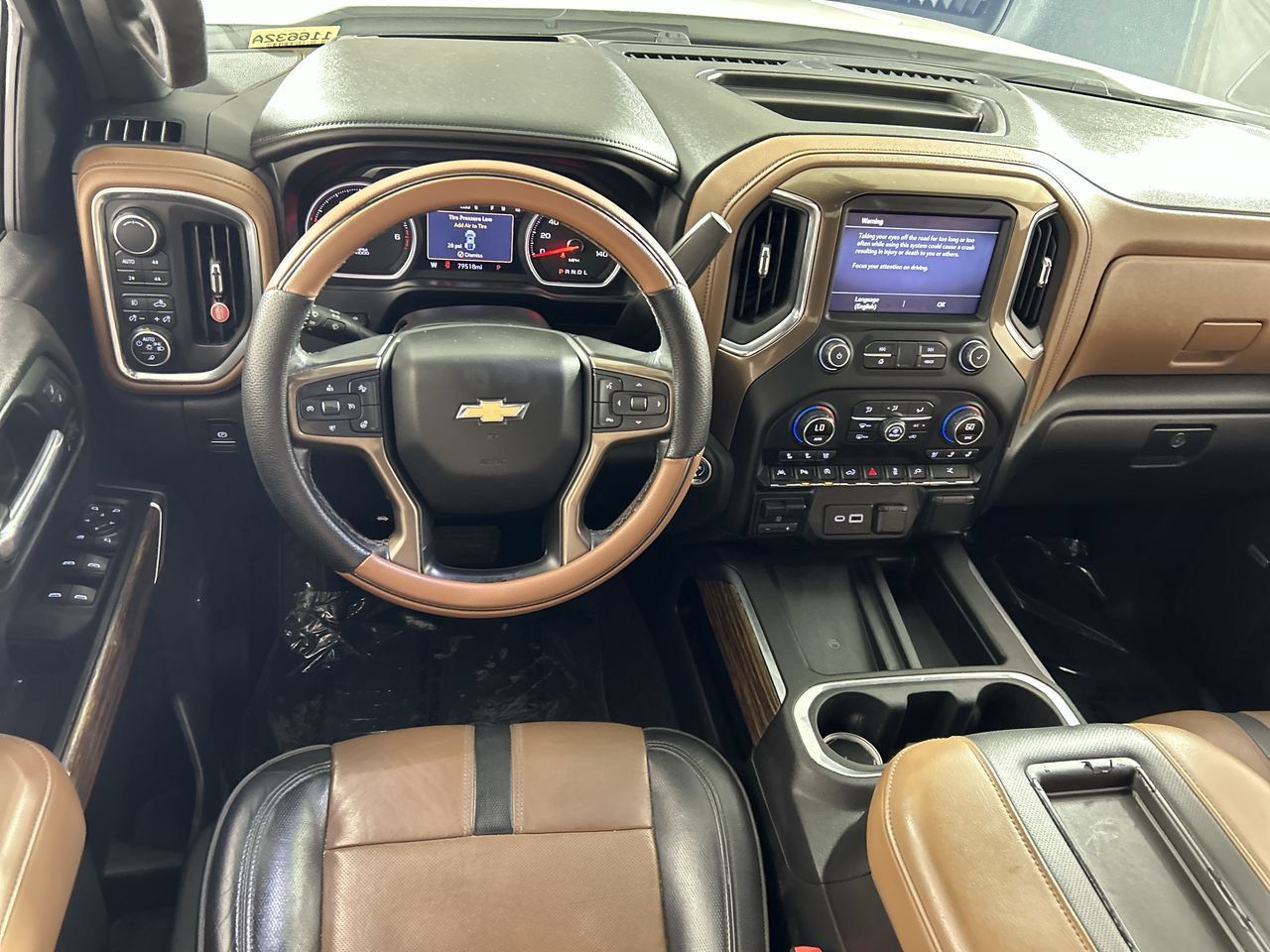 Used 2019 Chevrolet Silverado 1500 High Country w/ Technology Package AWD/4WD image 23