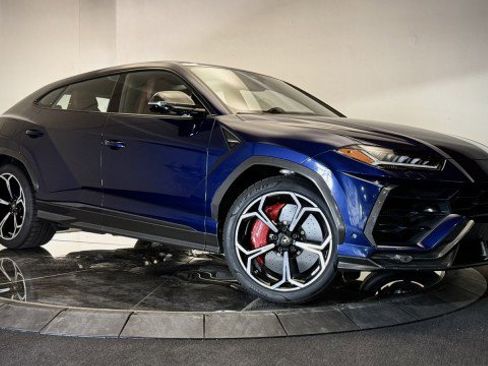 Used 2022 Lamborghini Urus image 26