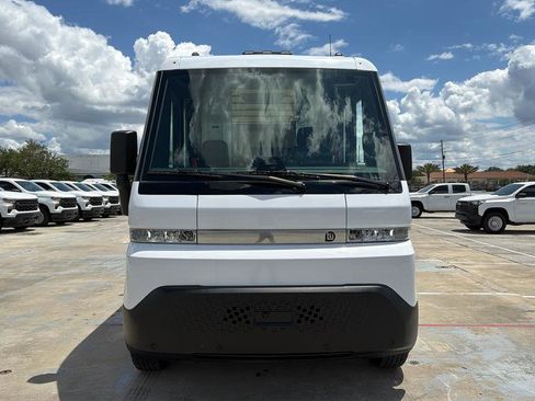 Used 2024 Chevrolet Brightdrop 600 w/ Commercial Equipment Package AWD/4WD image 15