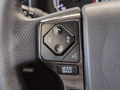 Certified 2023 Toyota 4Runner TRD Off-Road Premium w/ Moonroof Package AWD/4WD image 25