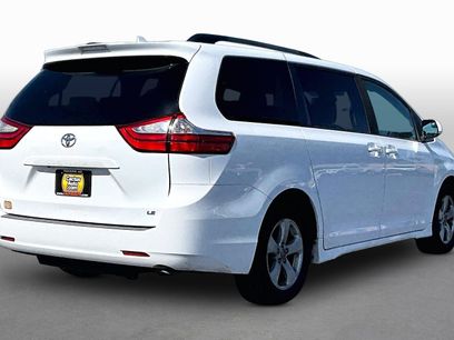 Used 2019 Toyota Sienna LE